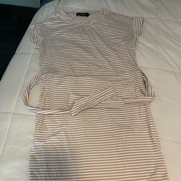 Dresses & Skirts - Women’s dress